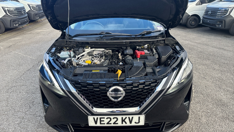 Nissan Qashqai 1.3 DiG-T MH N-Connecta 5dr Petrol Hatchback